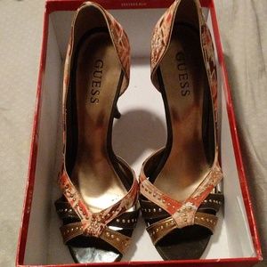 Guess high heels shoes